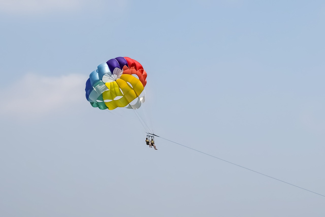 parachute paragliding colorful free photo