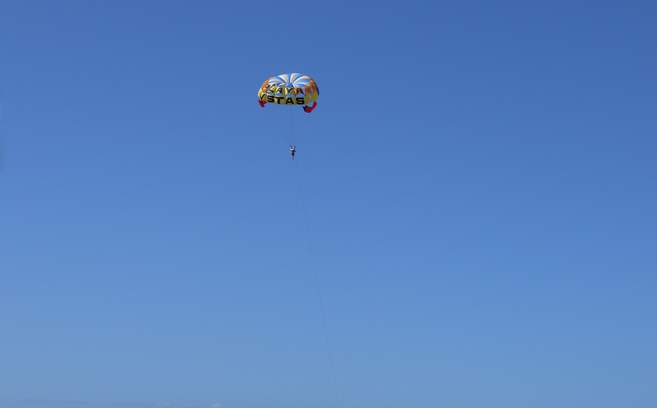 parachute blue sky summer free photo