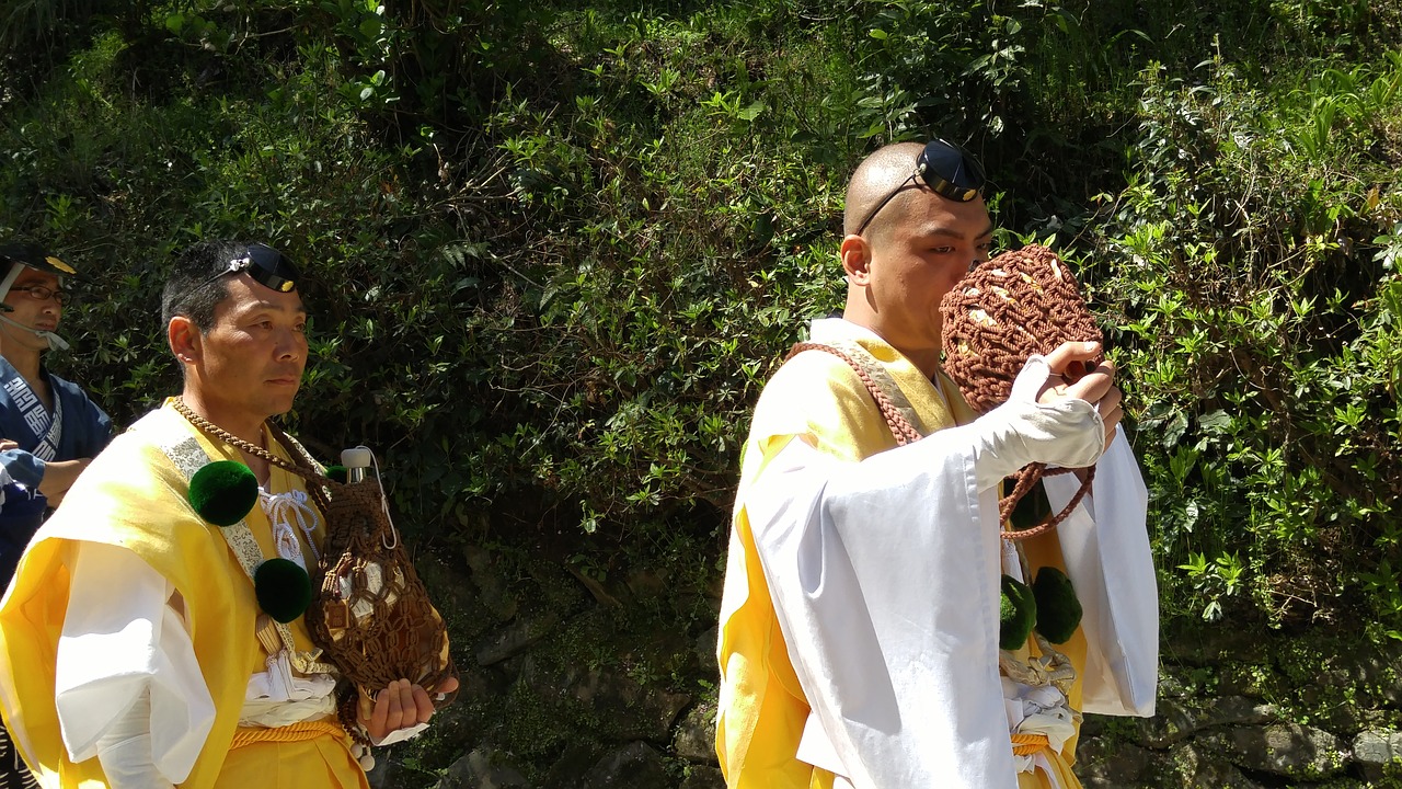 parade yoshinoyama japan free photo