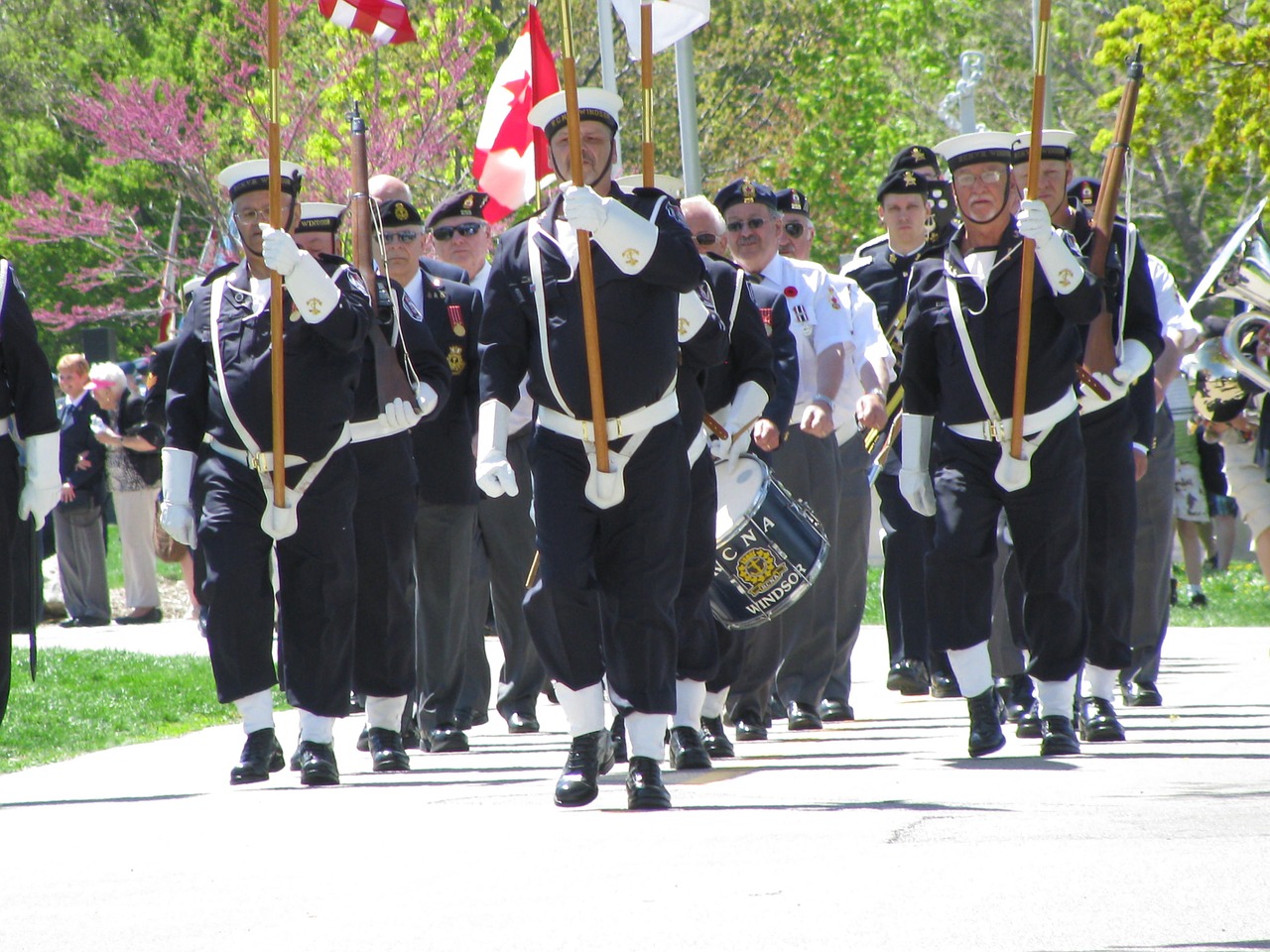 parade navy memorial free photo