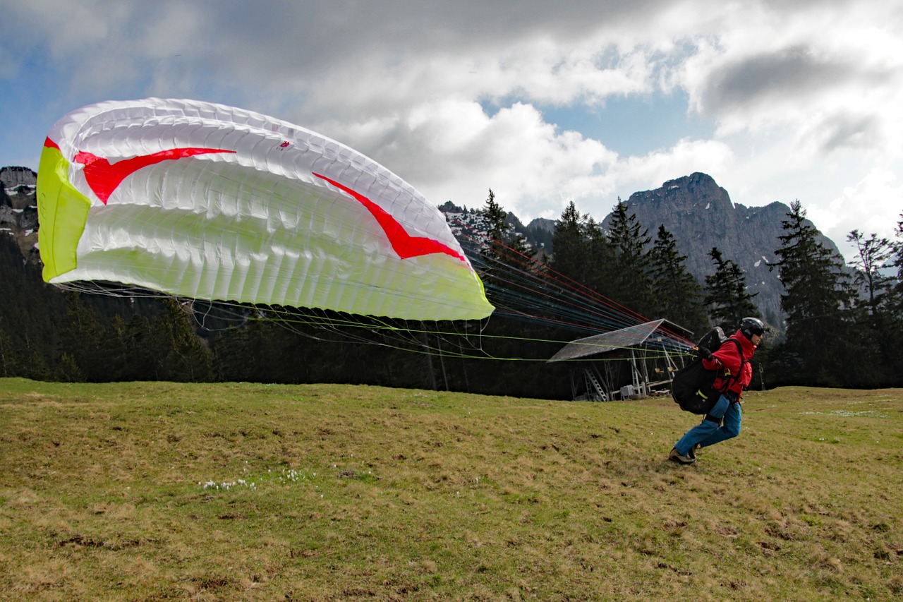 paraglider mountains fly free photo