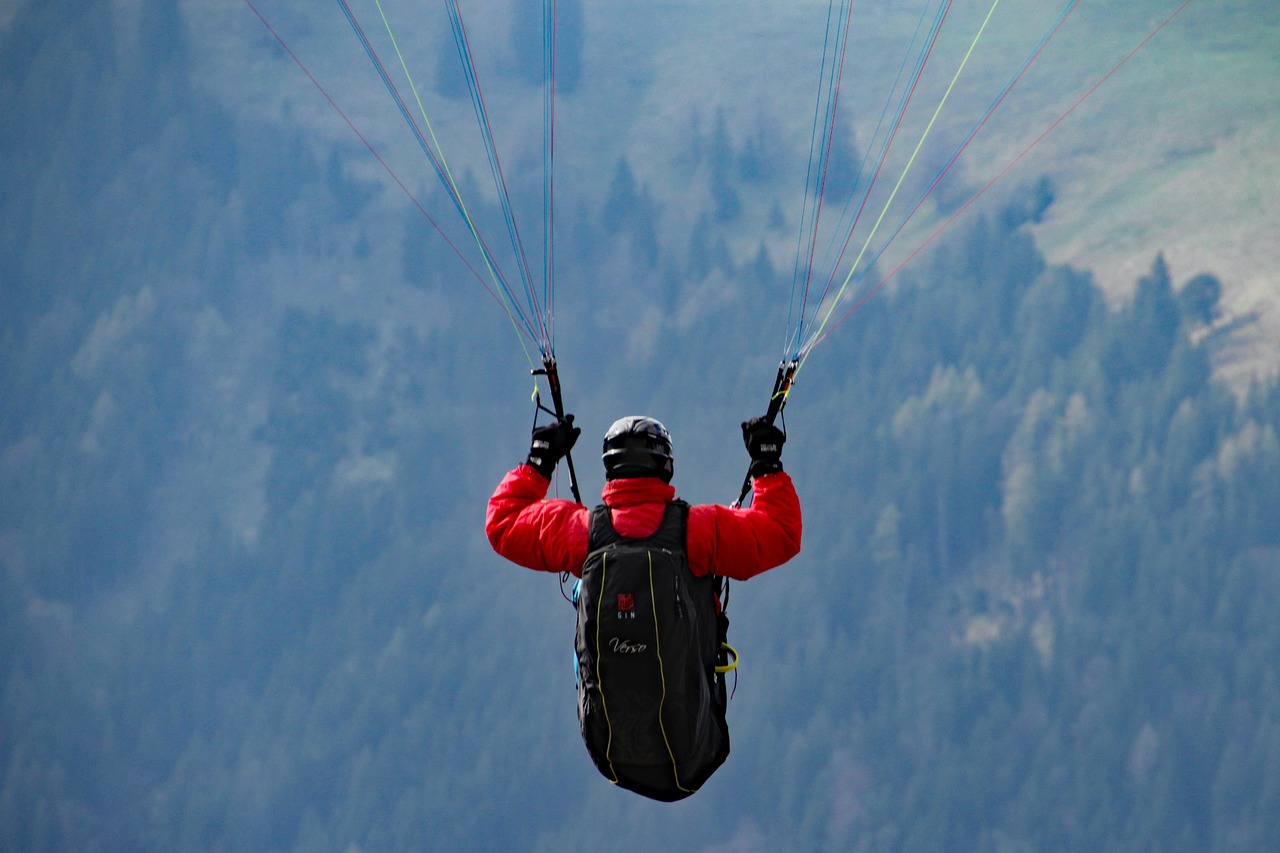 paraglider mountains fly free photo