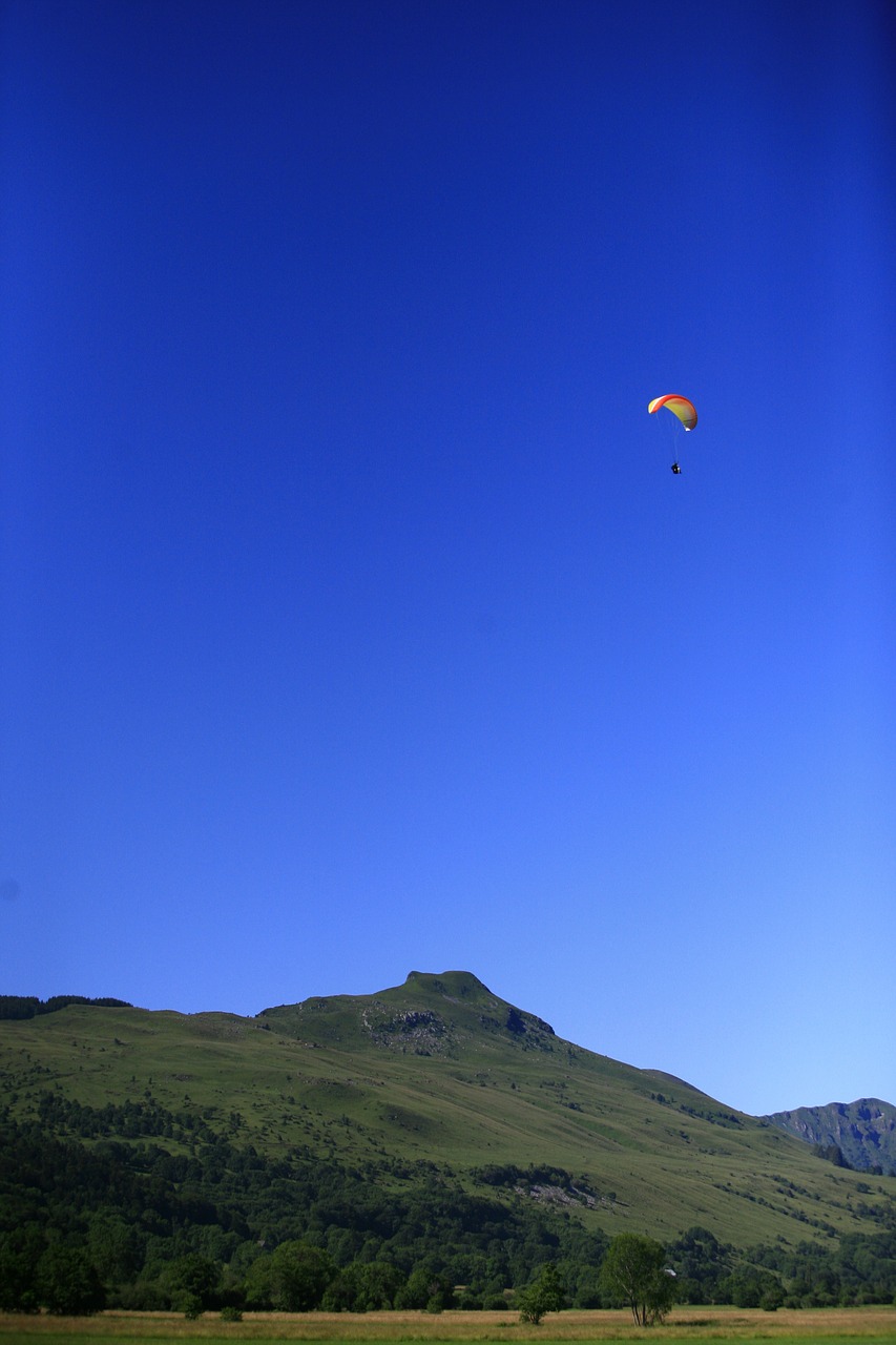 paragliding landscape fly free photo