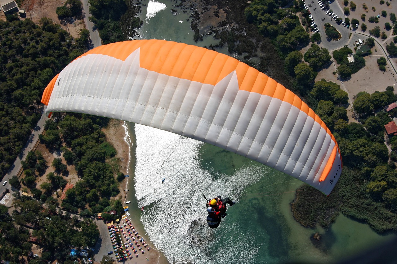 paragliding paraglider sport free photo