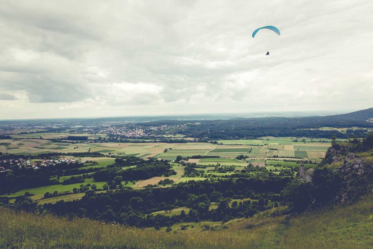 paragliding fly float free photo