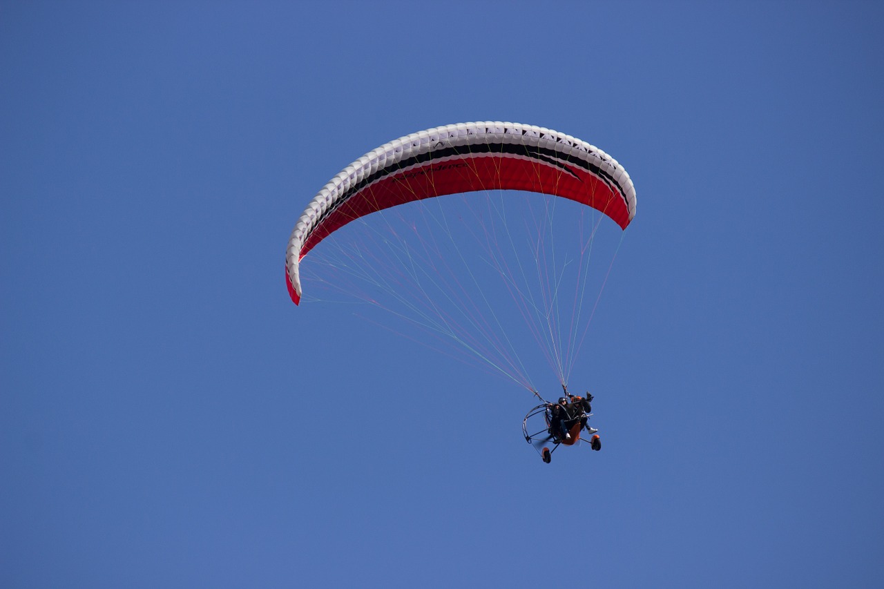 paragliding paraglider fly free photo