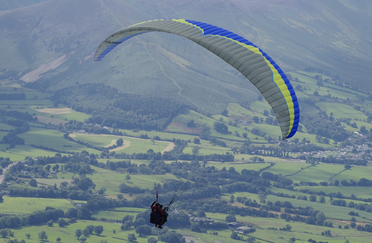 paragliding adventure sport glider free photo