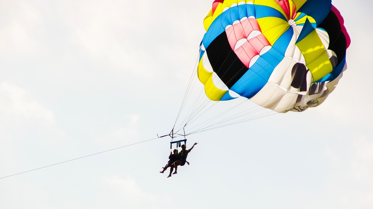 paragliding sea sport fly free photo