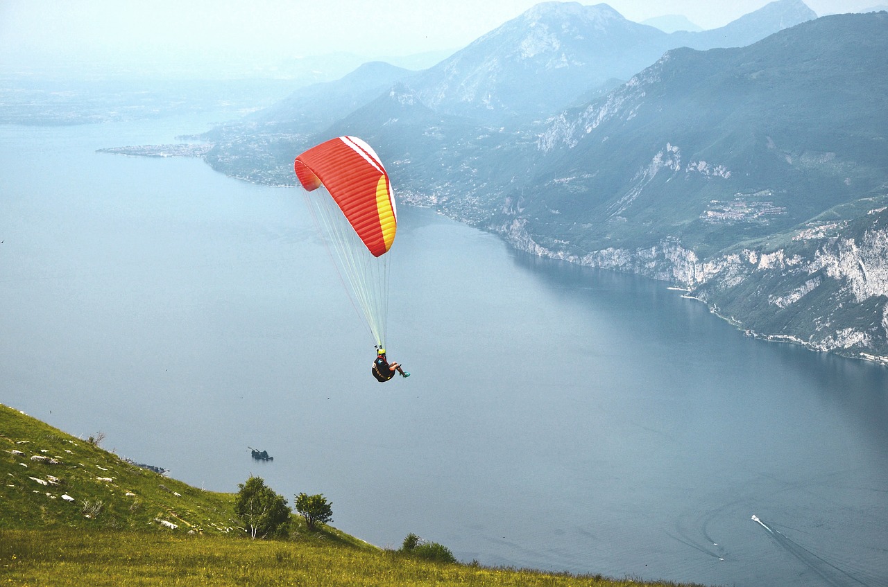 paragliding garda air sports free photo