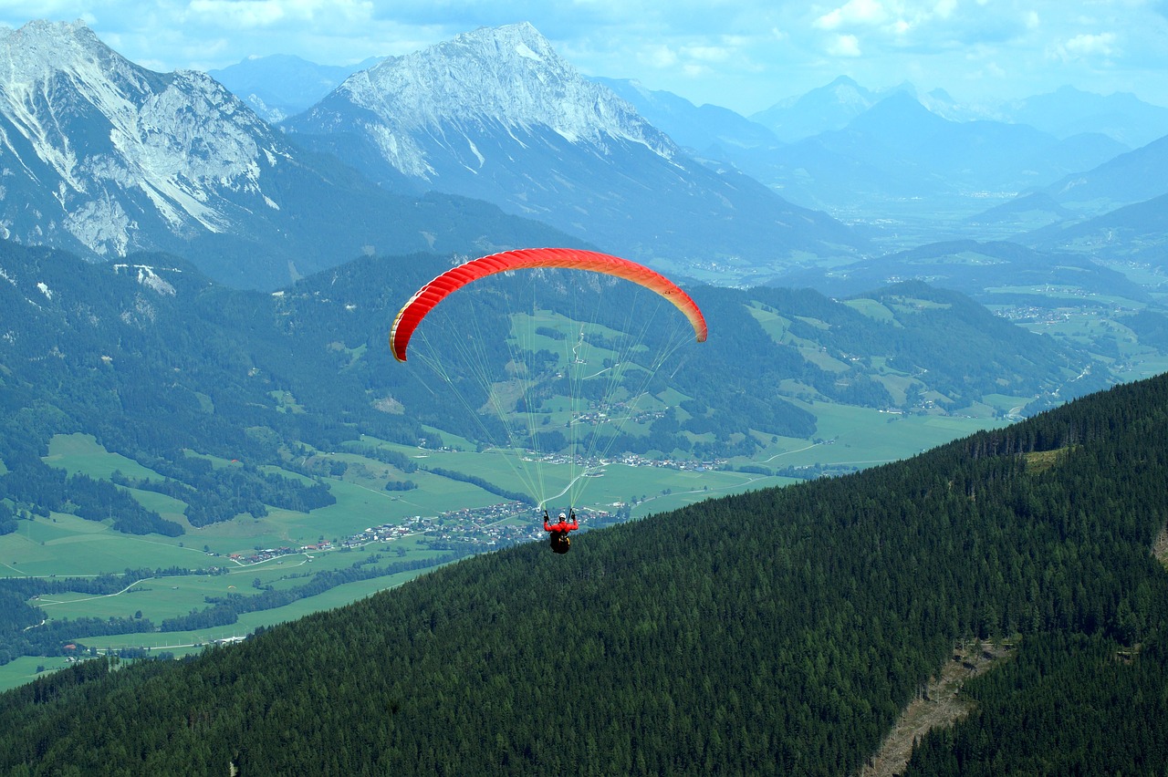 paragliding  flying  paraglider free photo