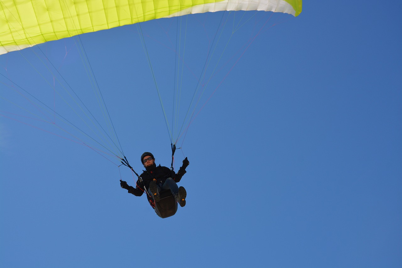 paragliding  paragliding paragliders  harnesses free photo