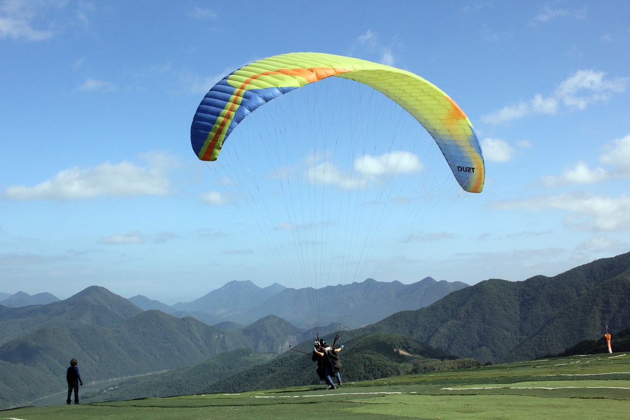 paragliding  flight  sport free photo