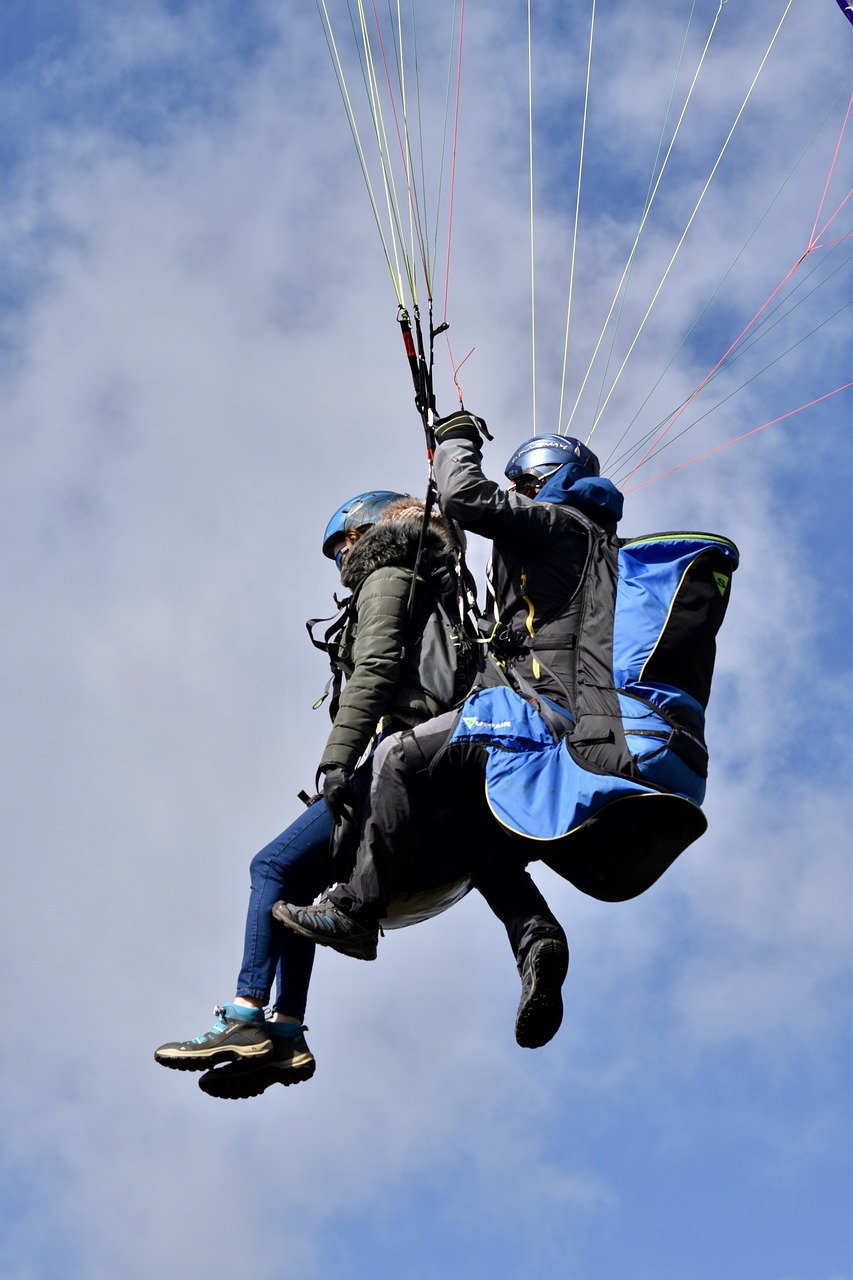 paragliding  paraglider  paraglider tandem free photo