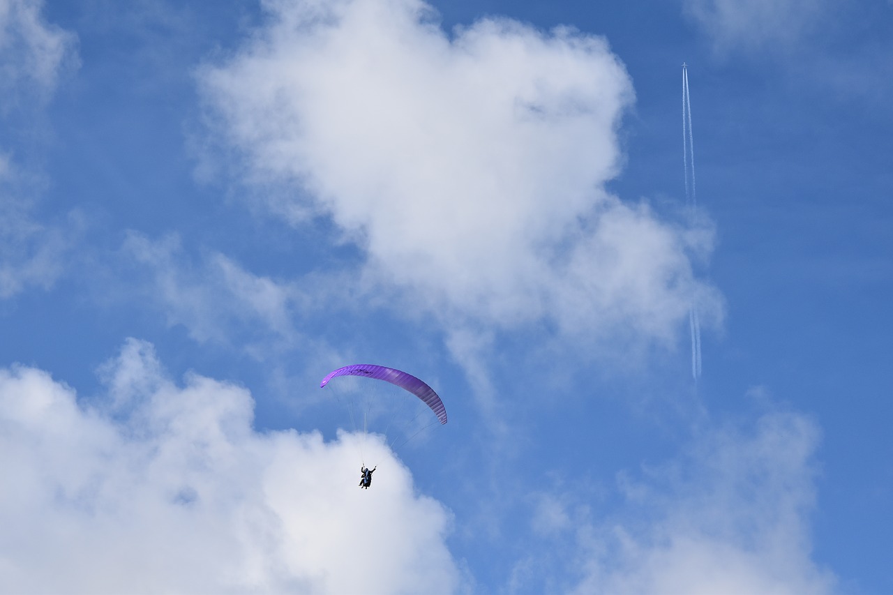paragliding  paraglider  free flight aircraft free photo