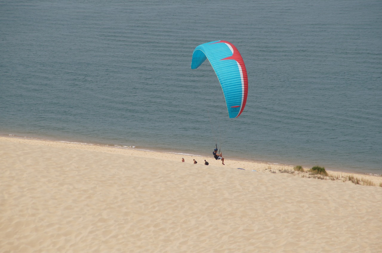 paragliding mountain paraglider free photo