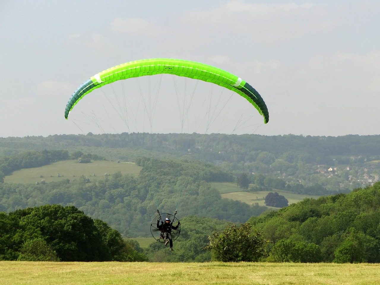 paramotor paragliding flight free photo
