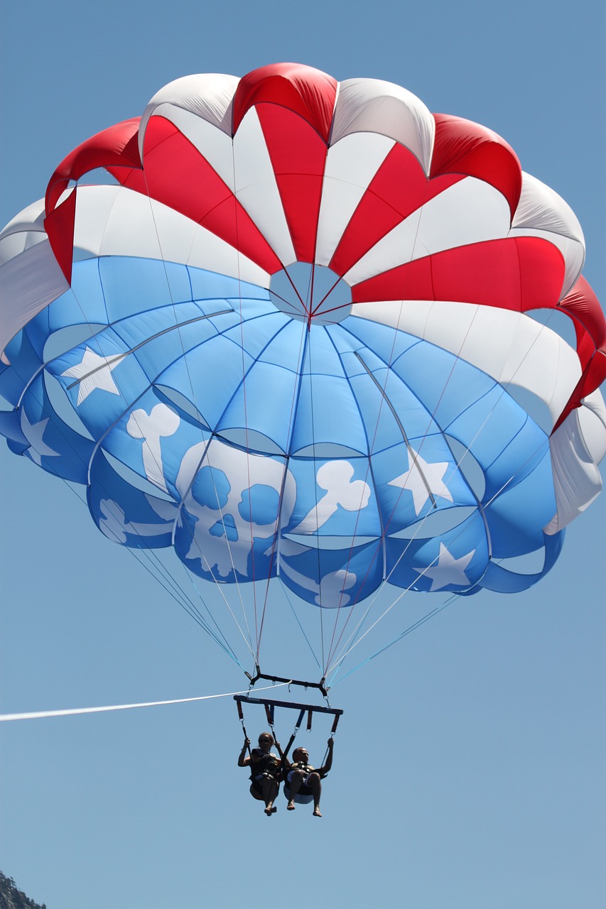 parasailing tahoe fun free photo