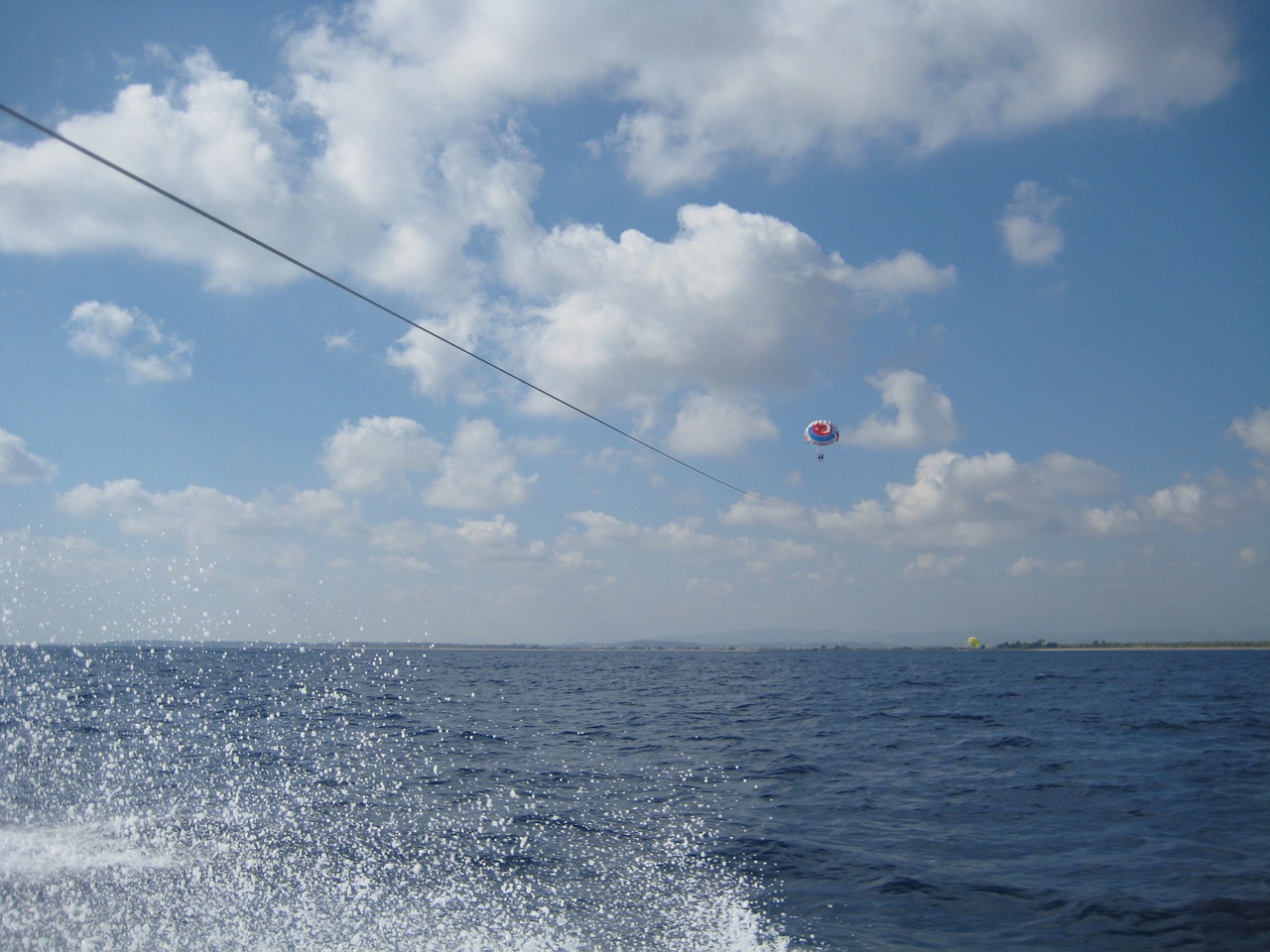 parasailing fly water sports free photo