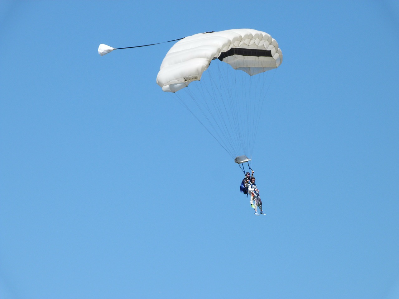 paratroopers jump double free photo