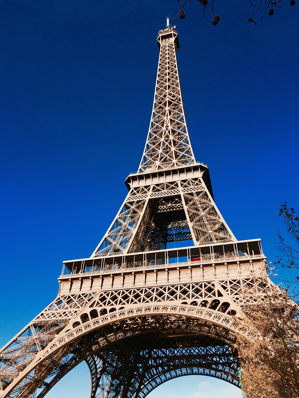 paris eiffel tower heritage free photo