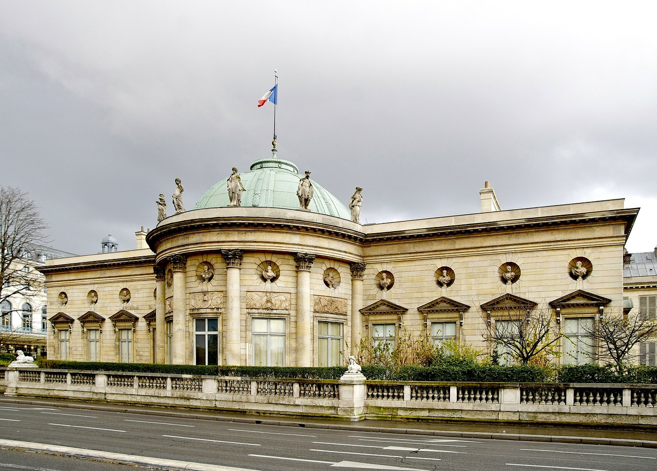 paris france legion d'honneur free photo