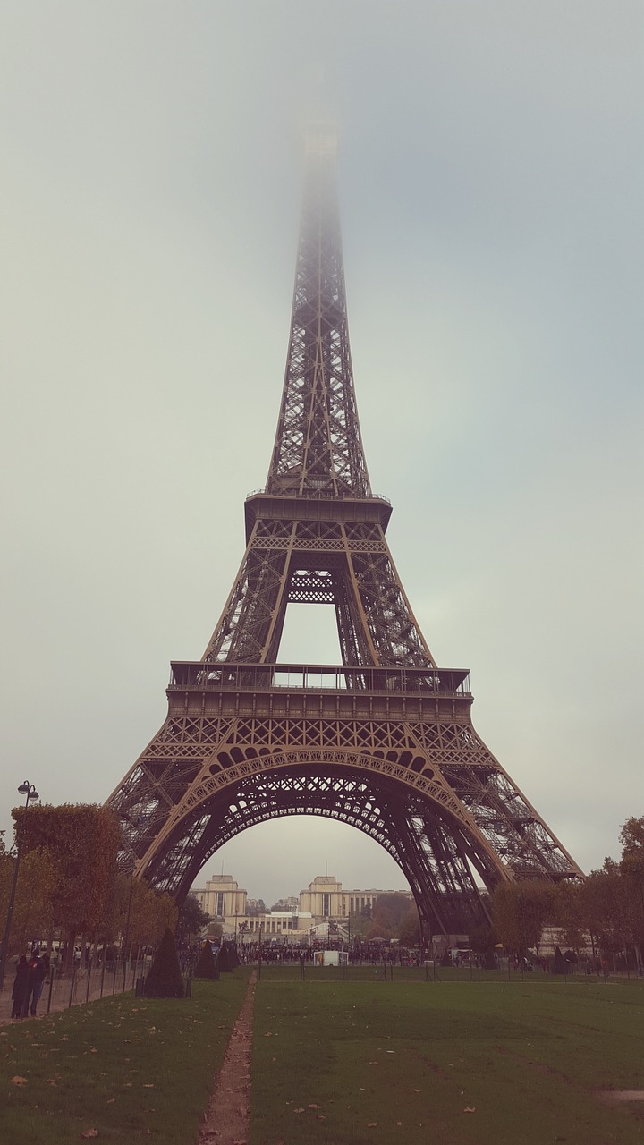 paris france tower free photo