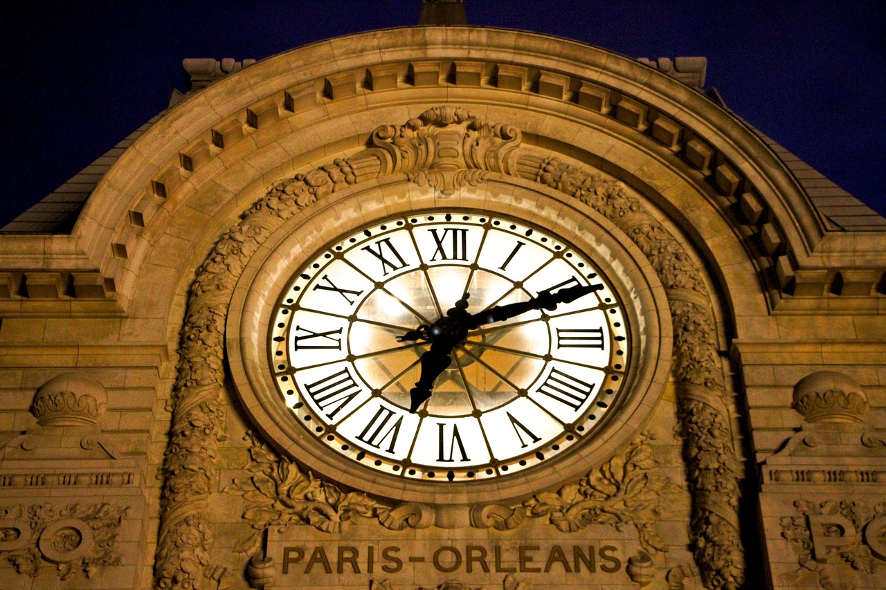 paris d'orsay time free photo