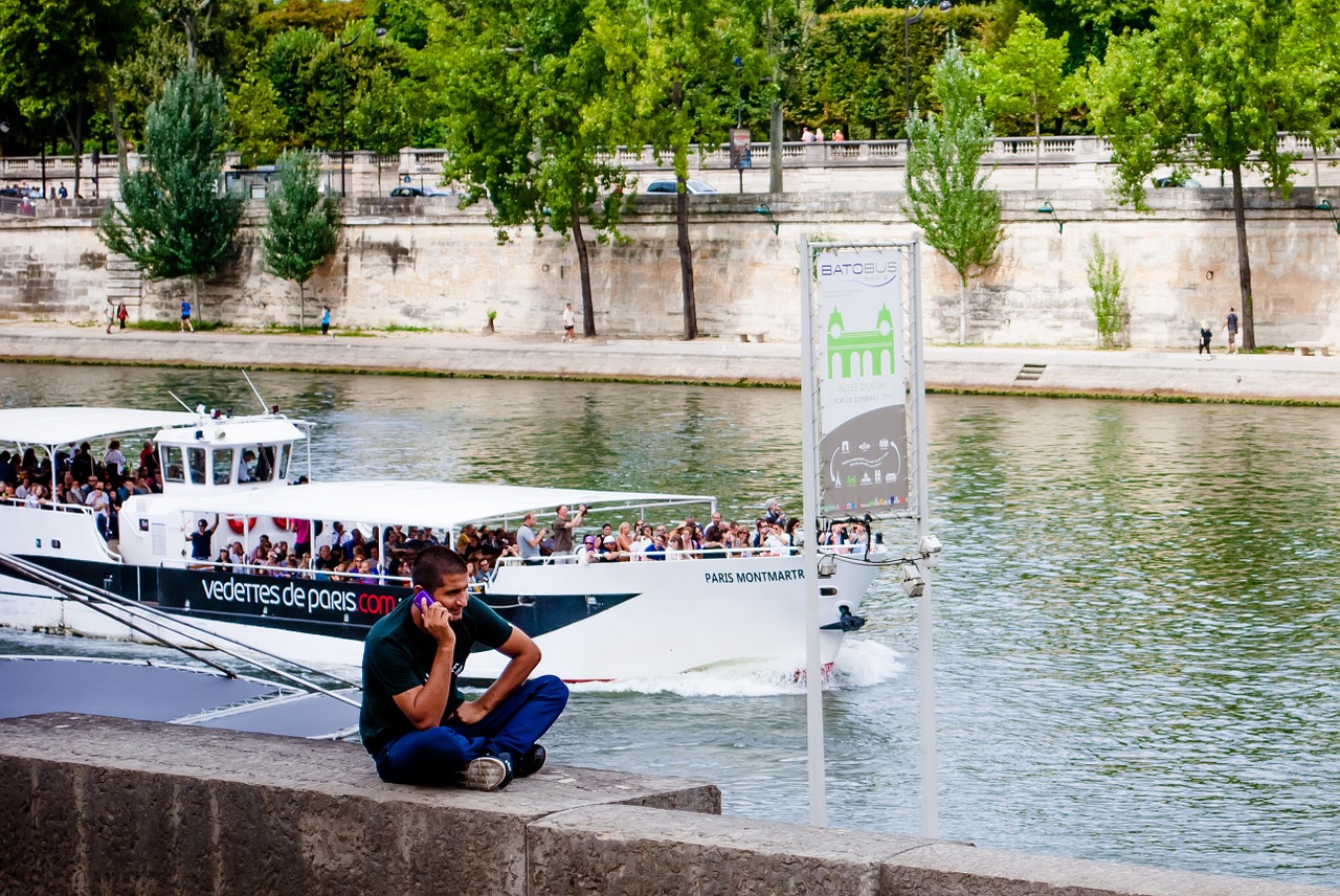 paris tourism seine river free photo