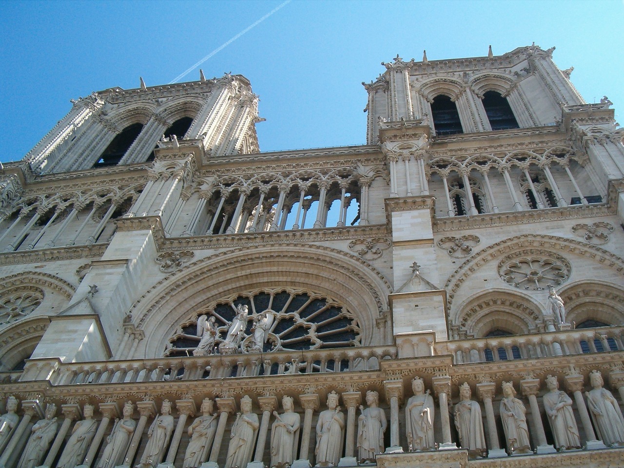 paris building cathedral free photo