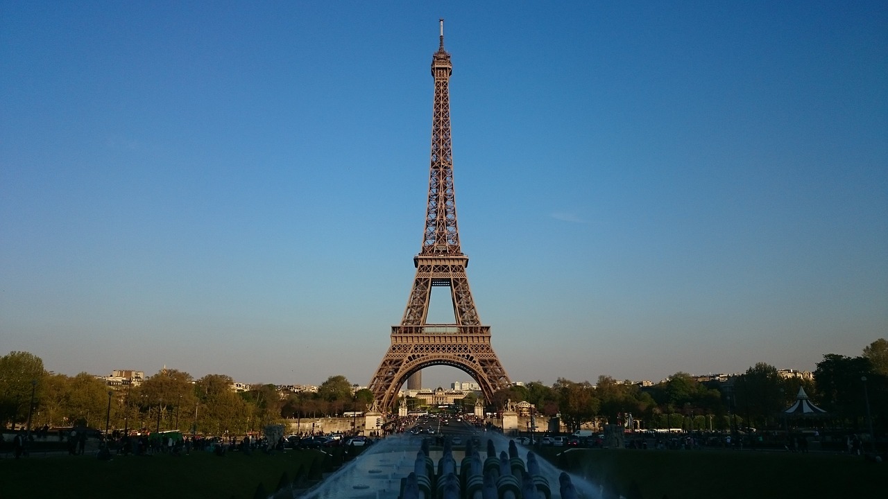 paris eiffel tower monument free photo