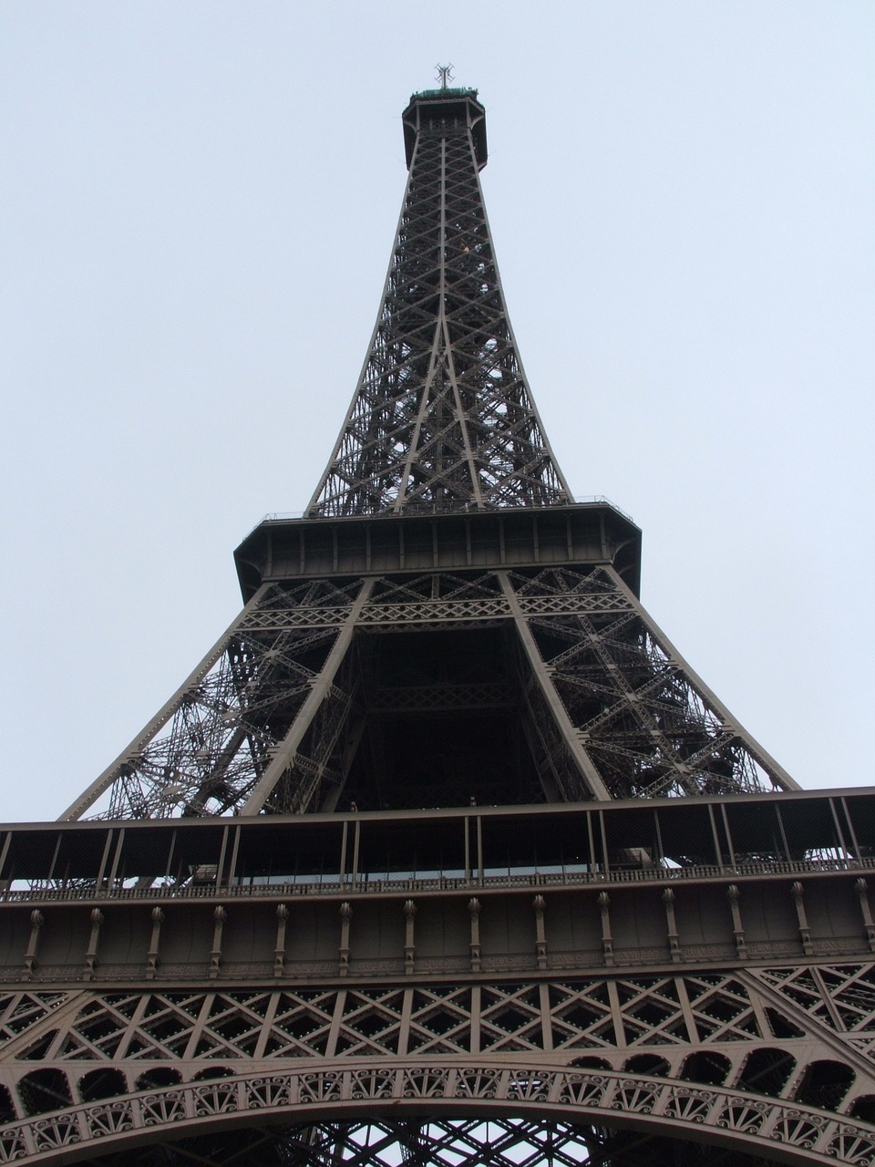 paris eiffel tower travel free photo