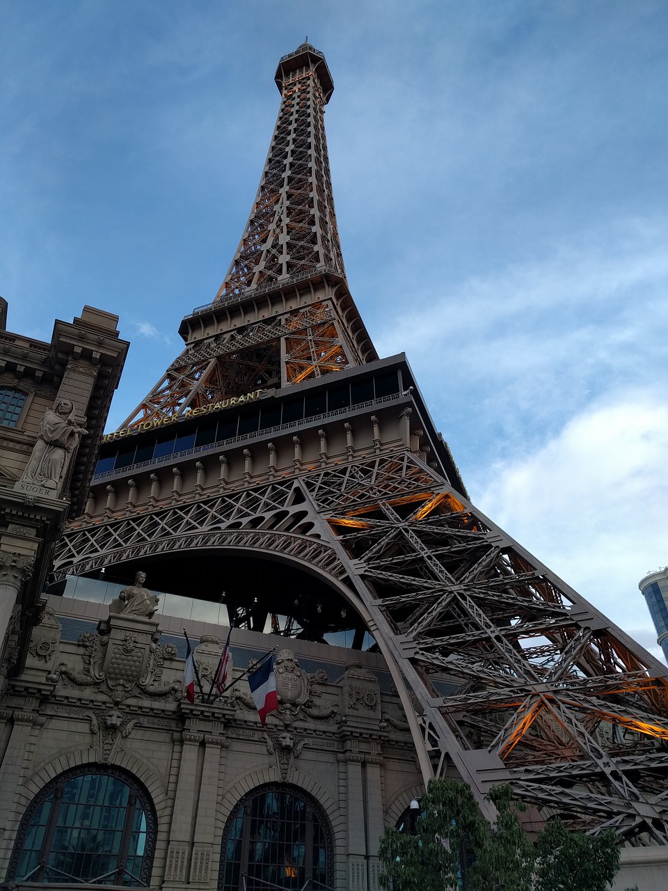 paris eiffel tower europe free photo