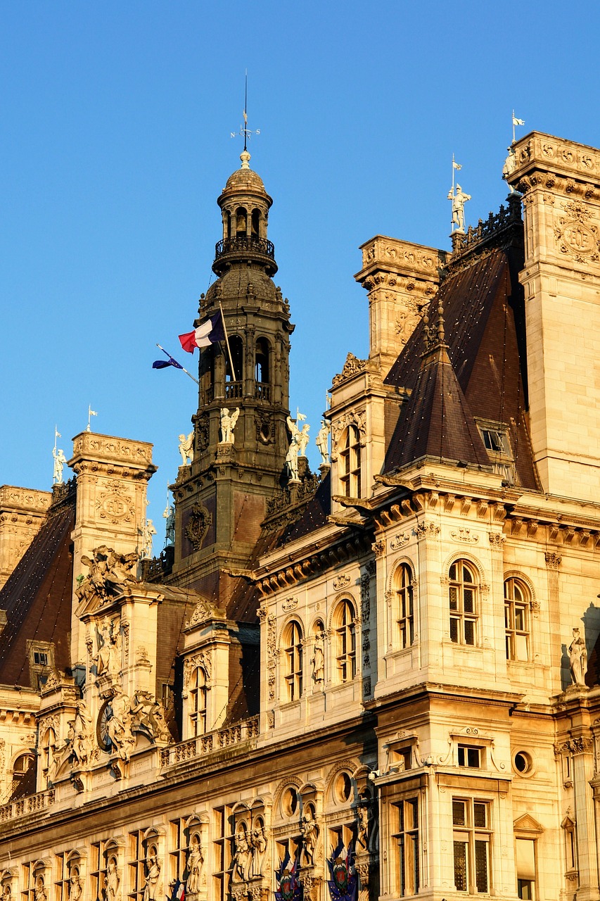 paris facade architecture free photo