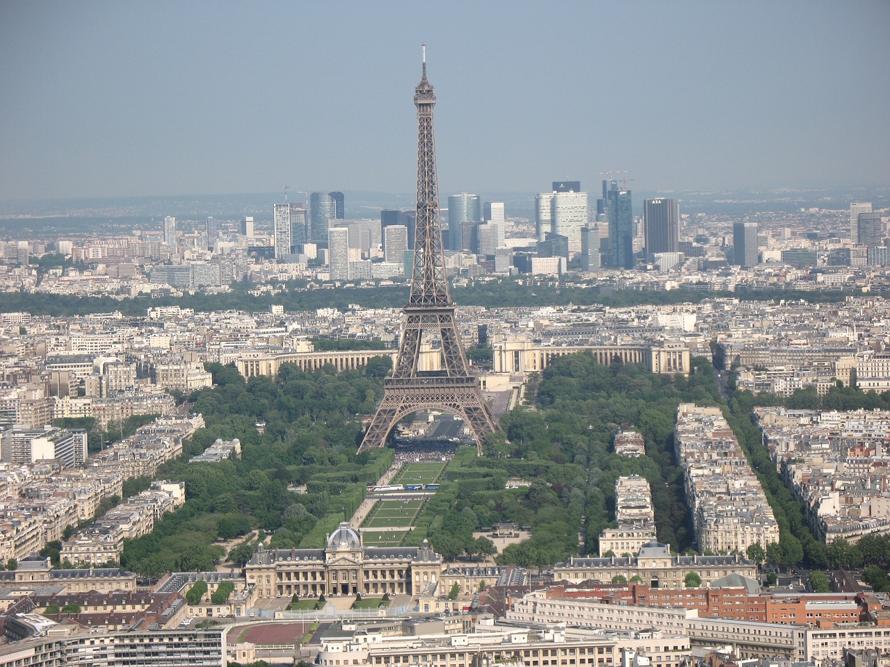 paris eiffel tower free photo