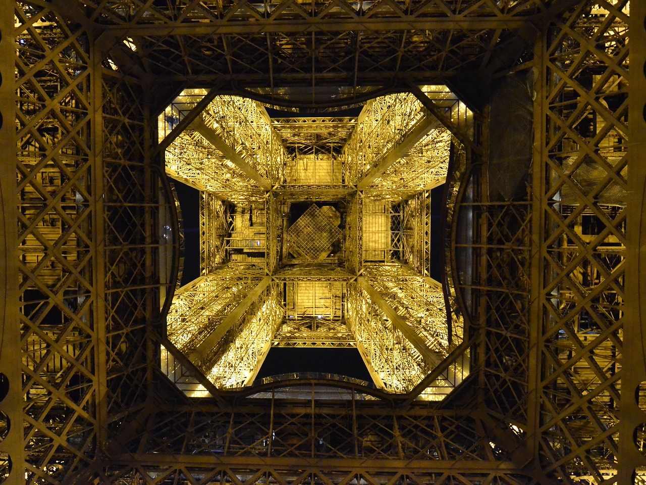 paris eiffel tower perspective free photo