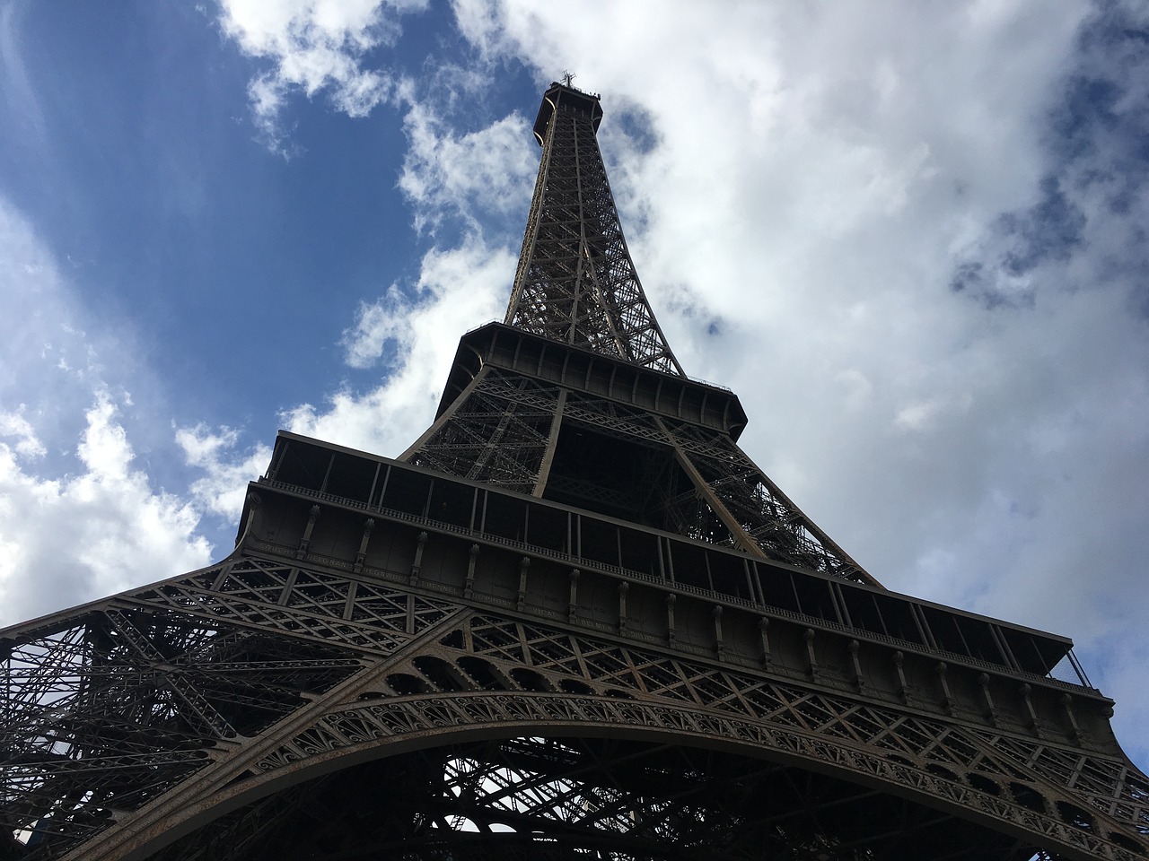 paris effie tower landmark free photo