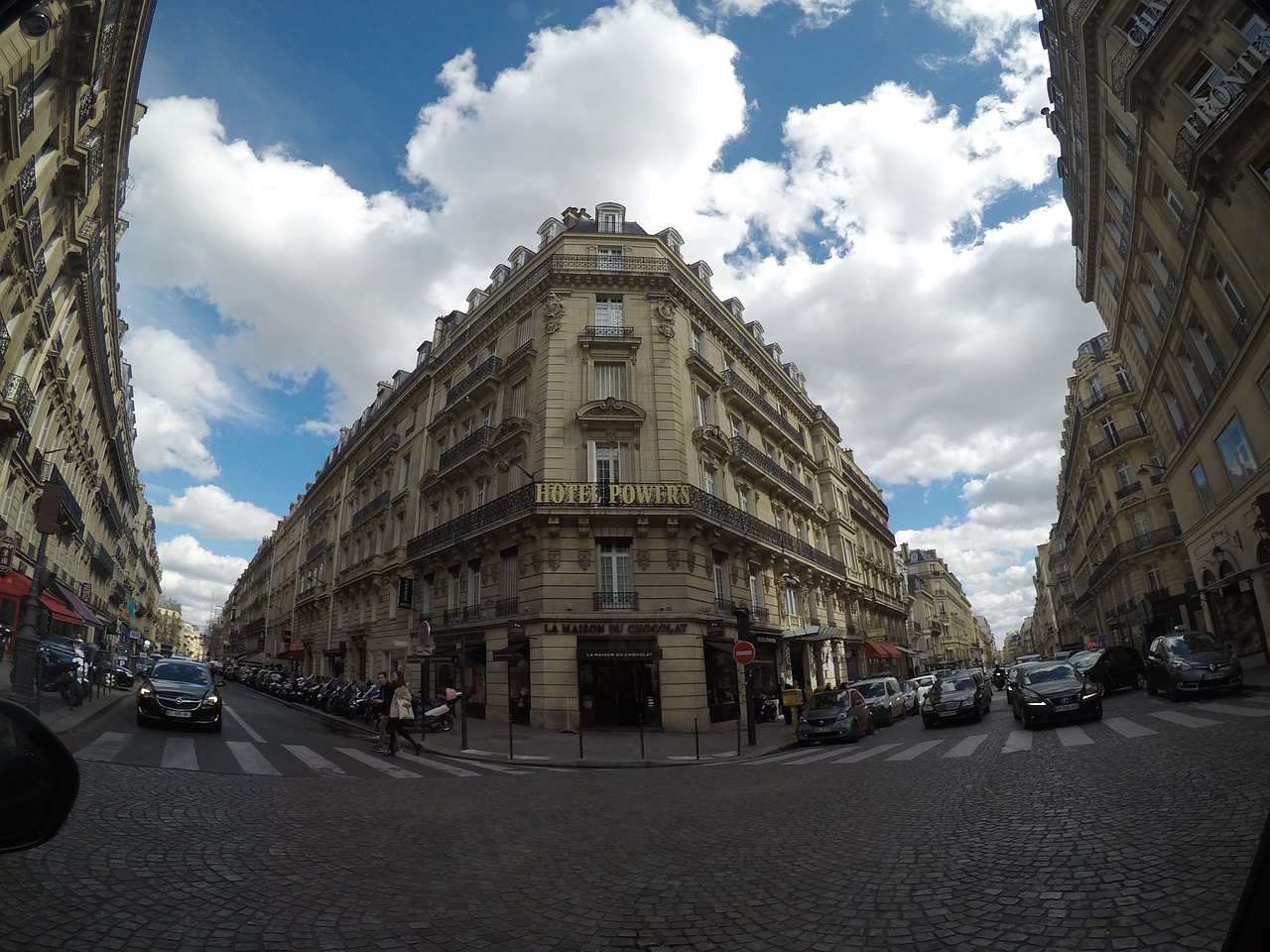 paris street white cloud free photo