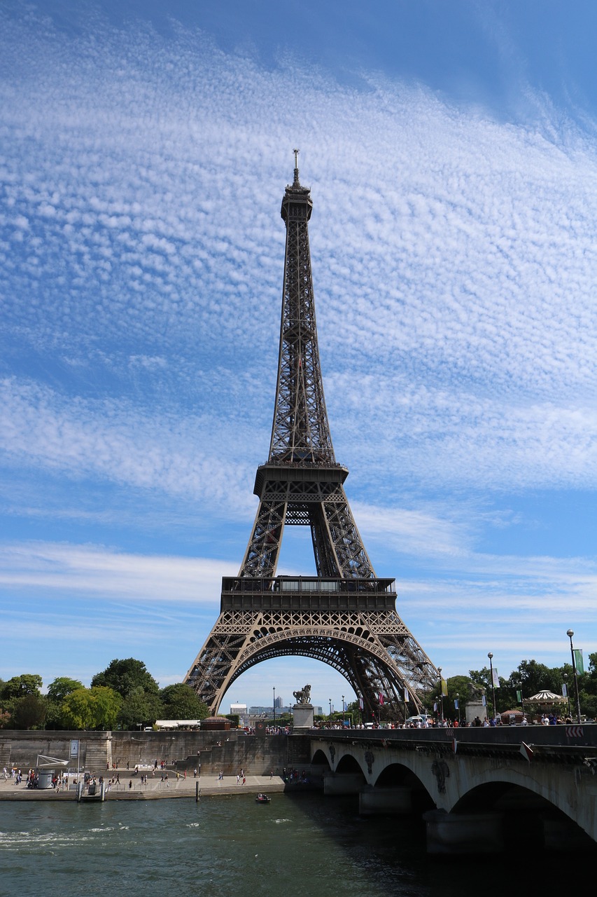 paris peais eiffel tower free photo