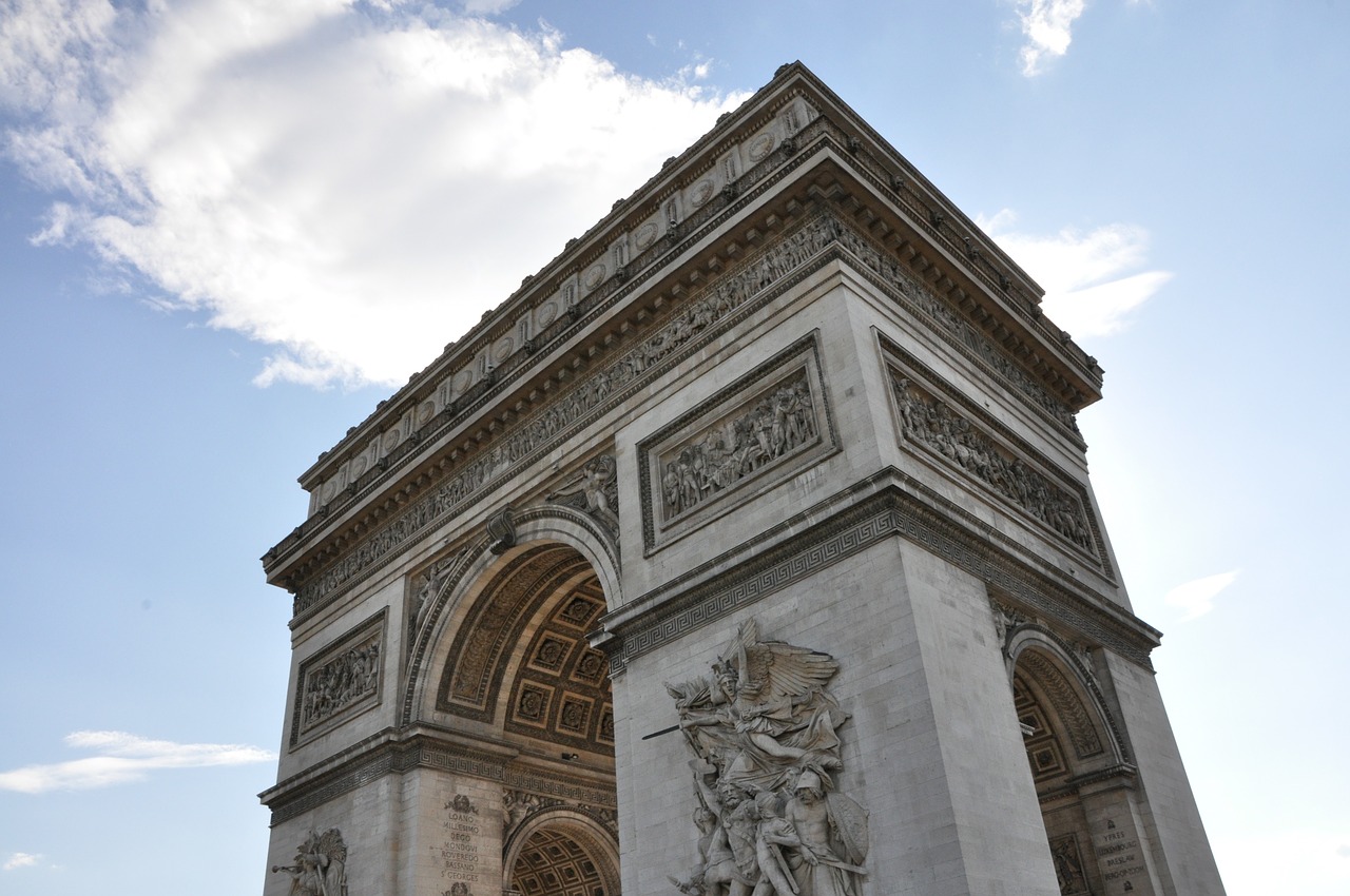 paris sky monument free photo