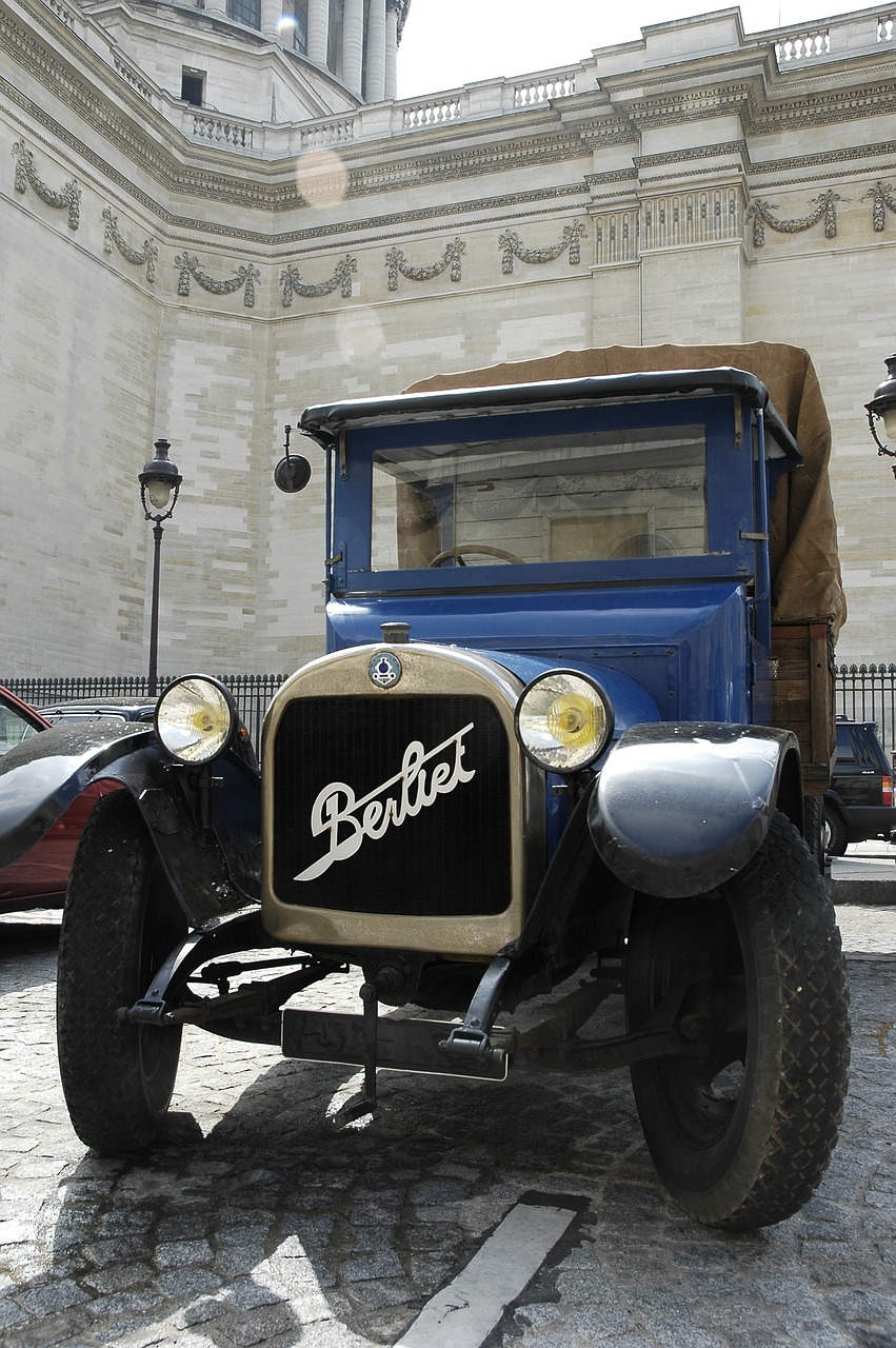 paris vintage car auto free photo