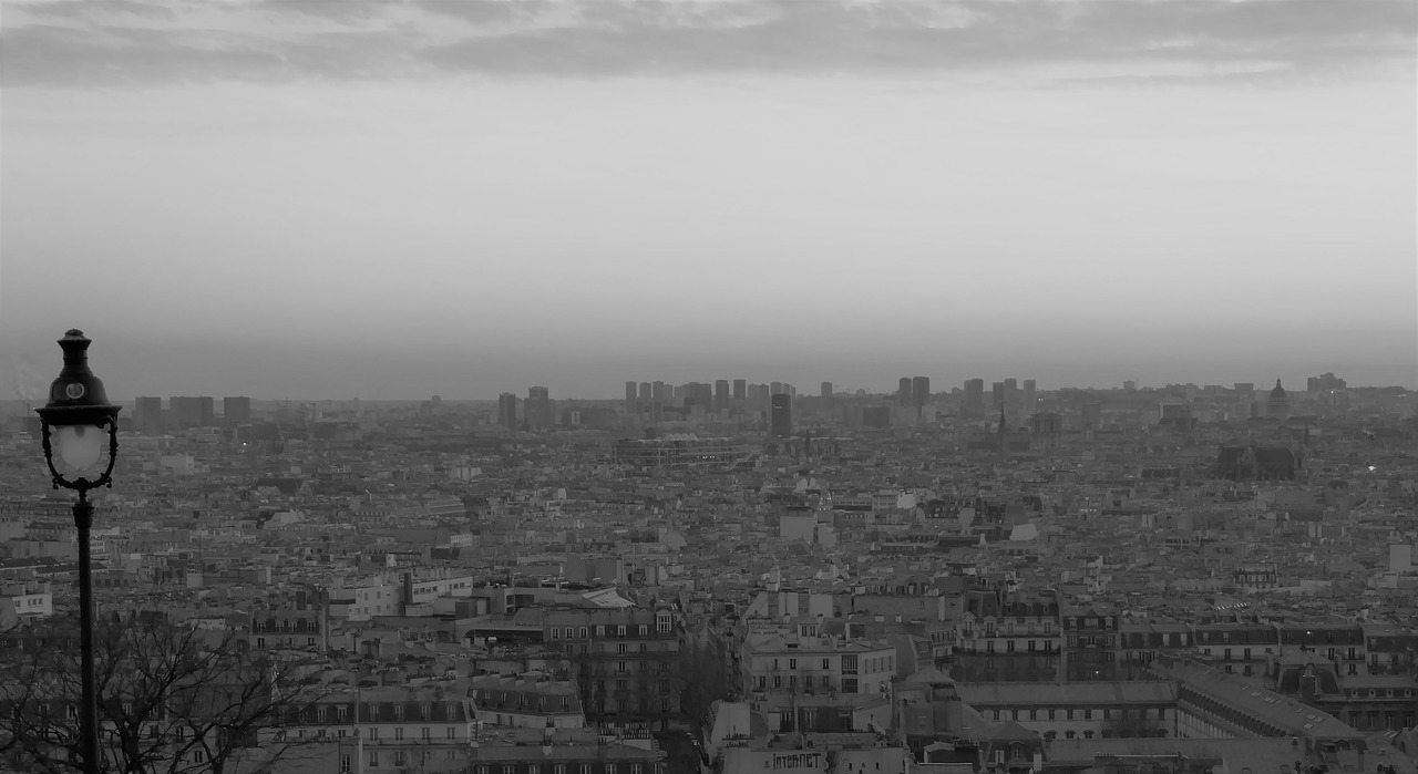 paris evening lights free photo