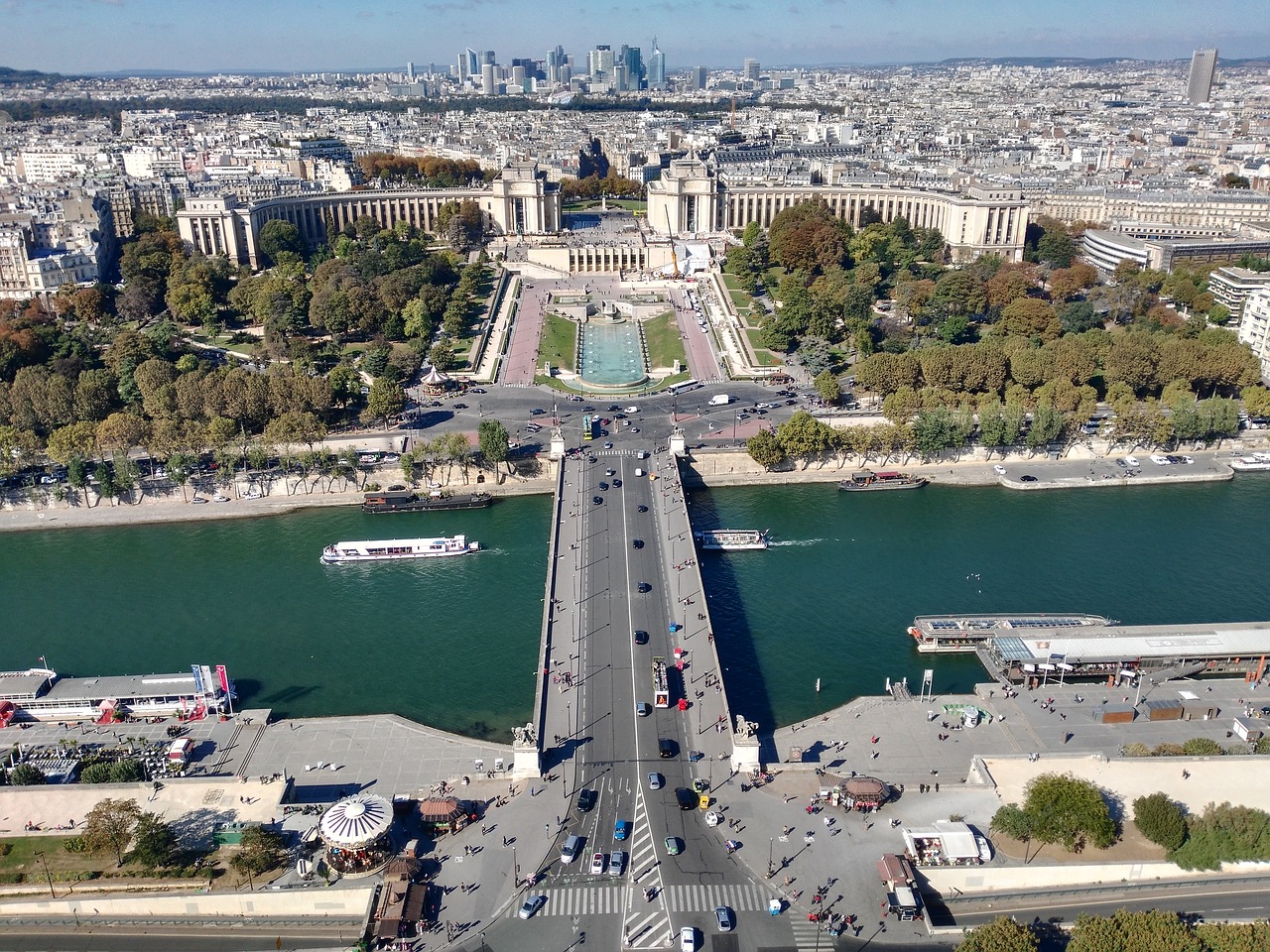 paris eiffel tower free photo