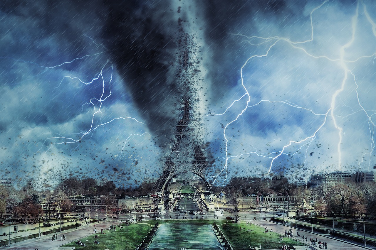 paris  eiffel tower  storm free photo