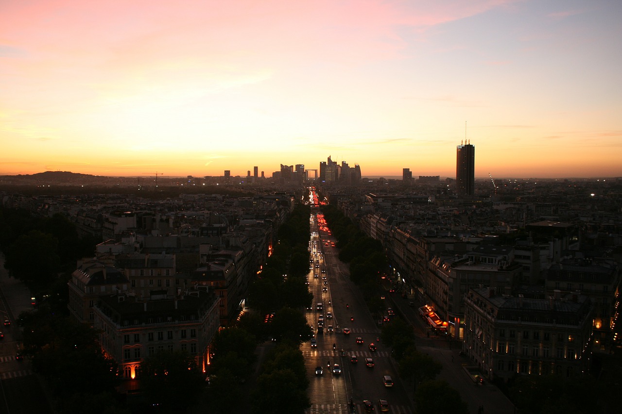 paris triumph arch france free photo