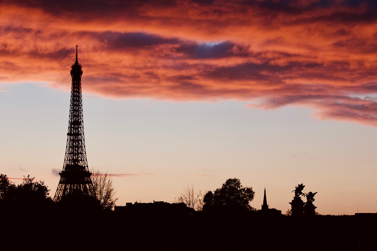 paris  eiffel tower  sunset free photo