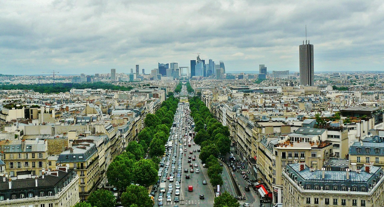 paris city view la defense free photo