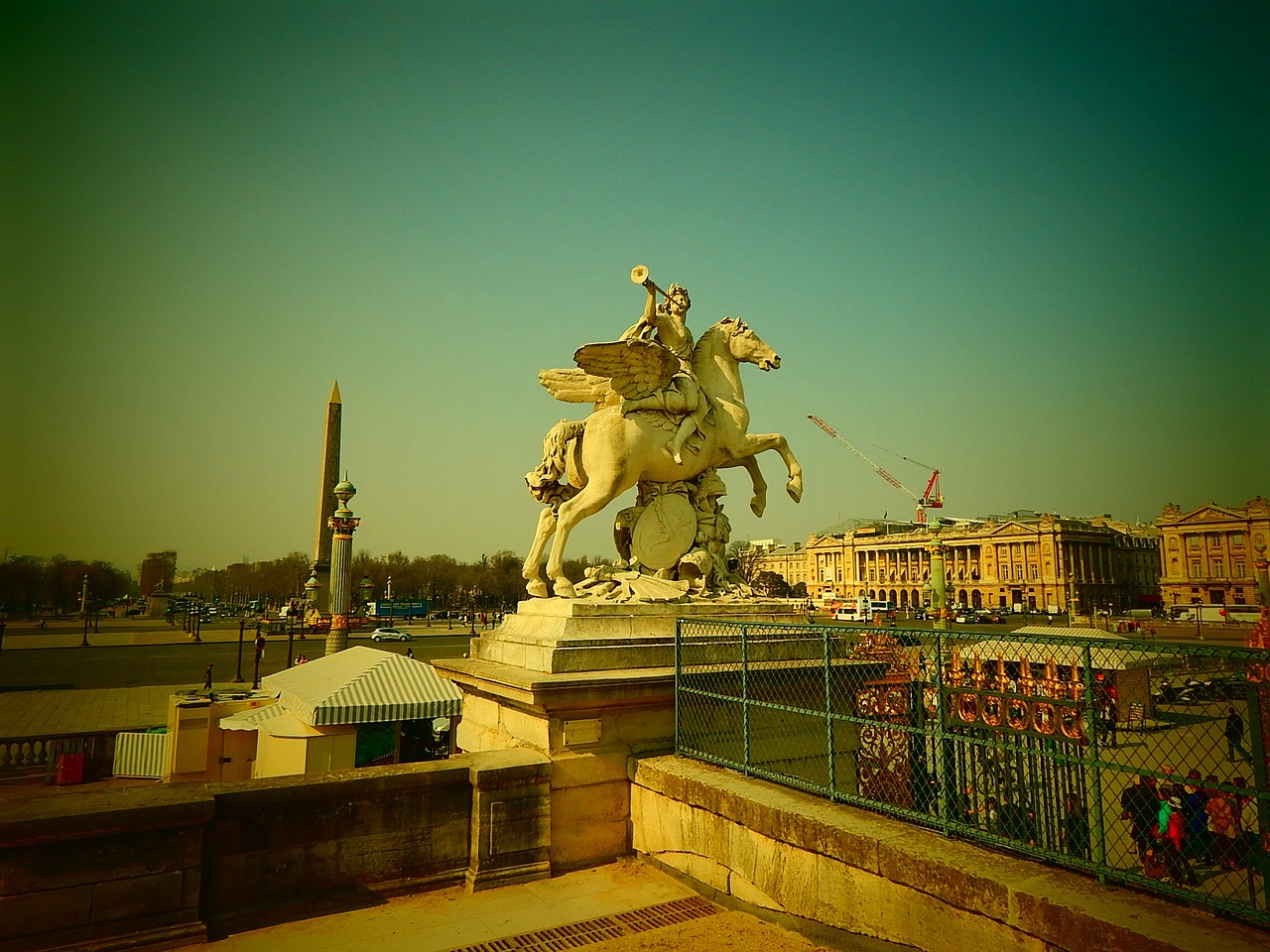 paris statue france free photo