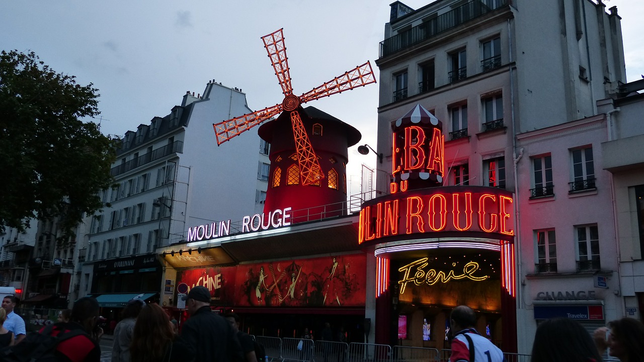 paris moulin rouge pleasure free photo