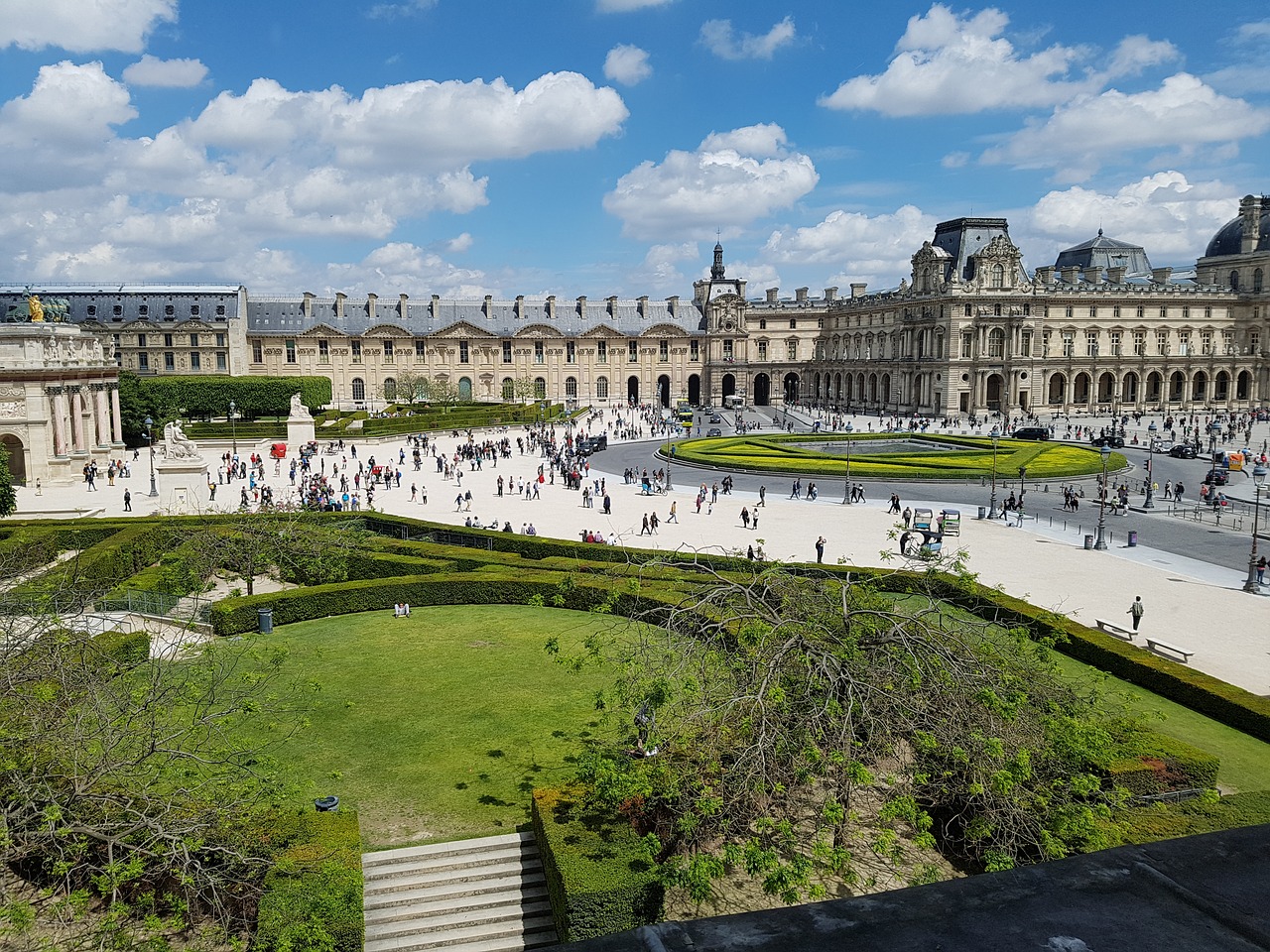 paris  louvre  the museum free photo