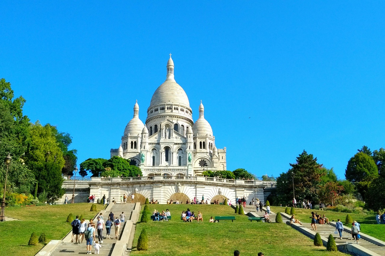 paris  montmartre  basilica free photo